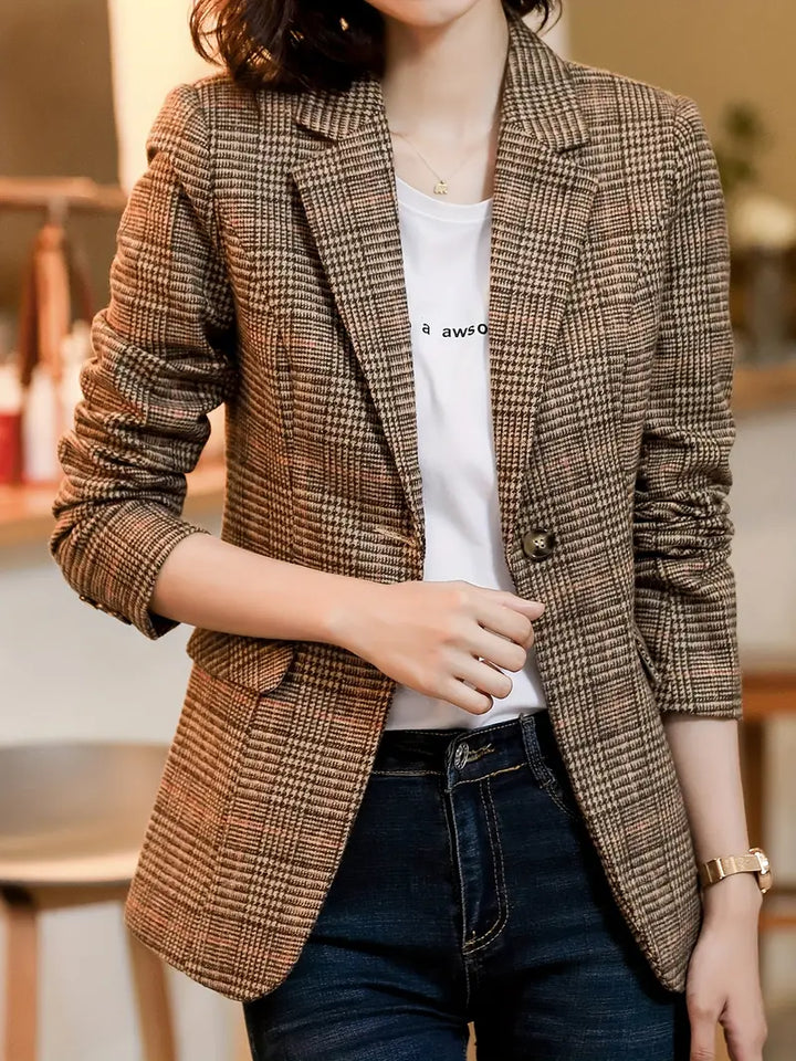 WW | Checked Blazer With Lapels And A Button