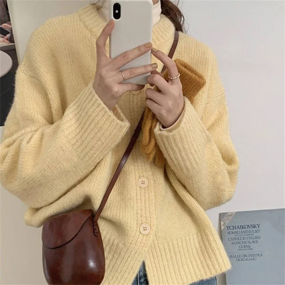 WW | Kuschelige legere Strickjacke
