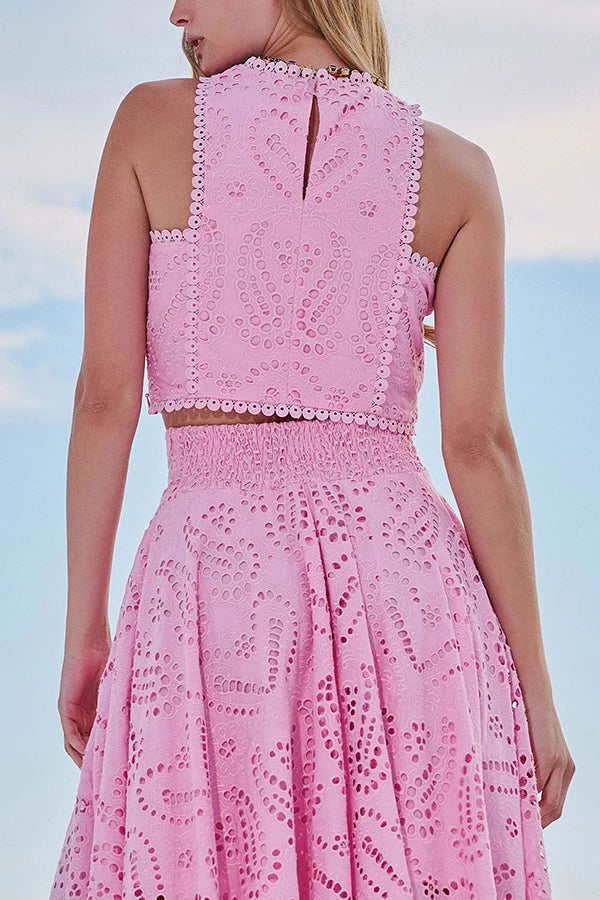 Two-piece embroidered set with long high-waisted skirt with pockets
