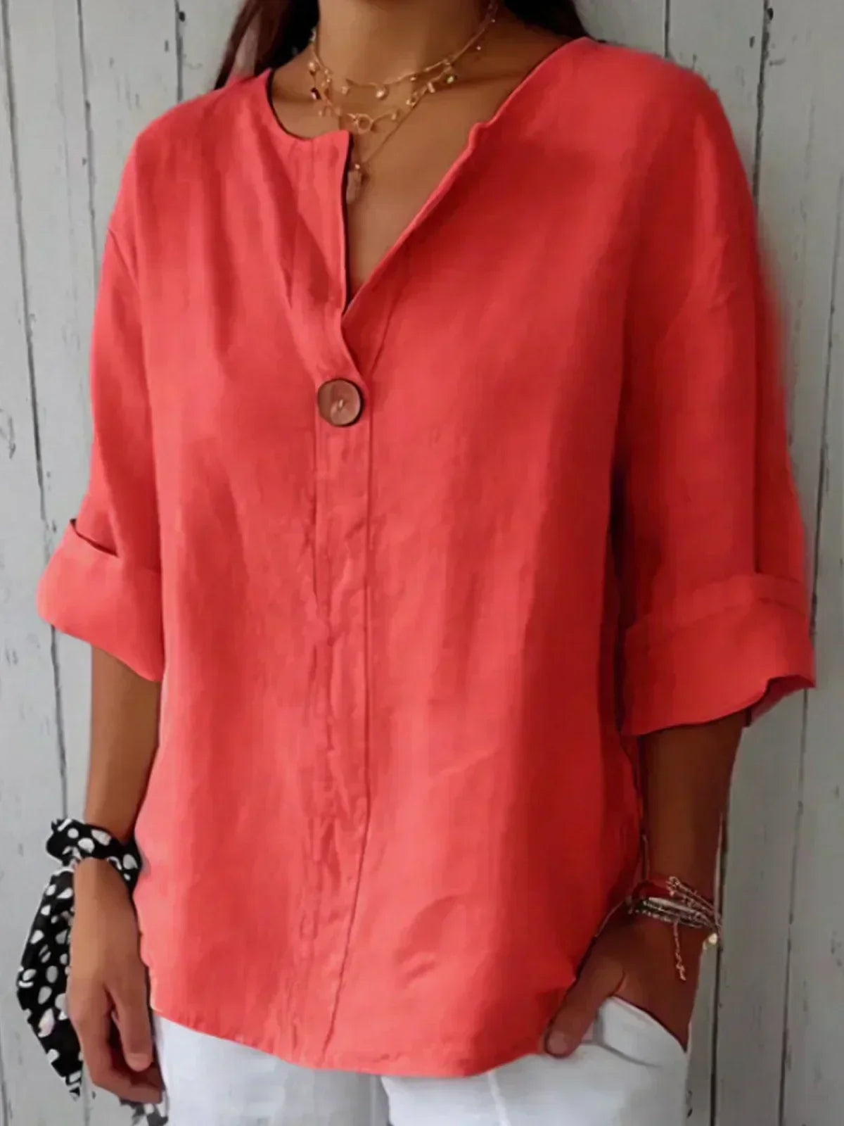 Oriana™ | Timeless Blouse with Cut-Out