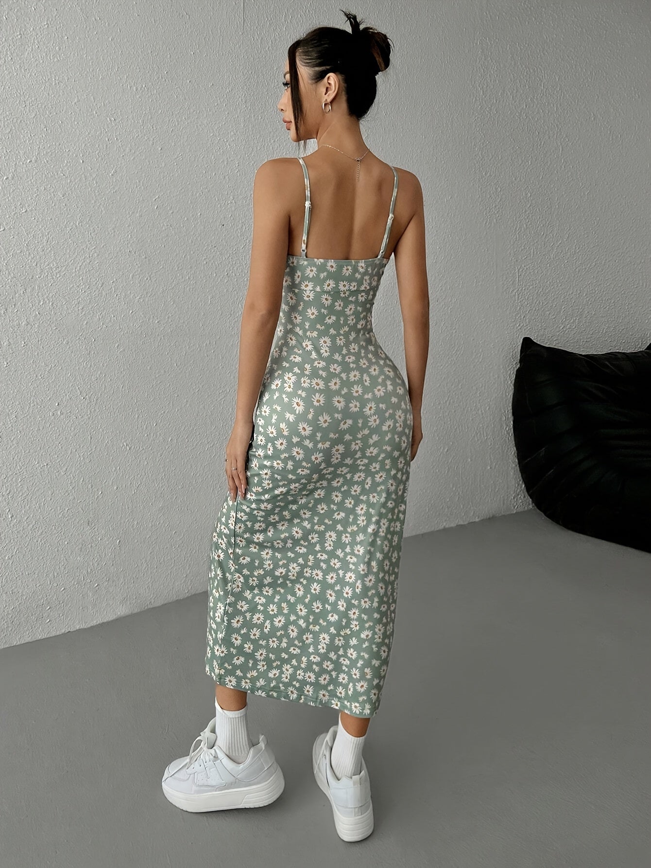 Isla - Minimalist Dress with High Slit