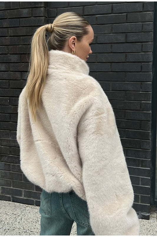 WW | Kragen Kunstpelz Kurzjacke