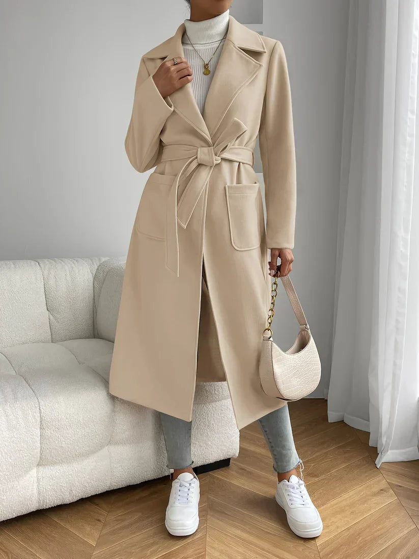 WW | Trenchcoat mit aufgesetzten Taschen, langer Länge und Uni-Farbe sowie langen Ärmeln für Damen - Perfekt für den Alltag