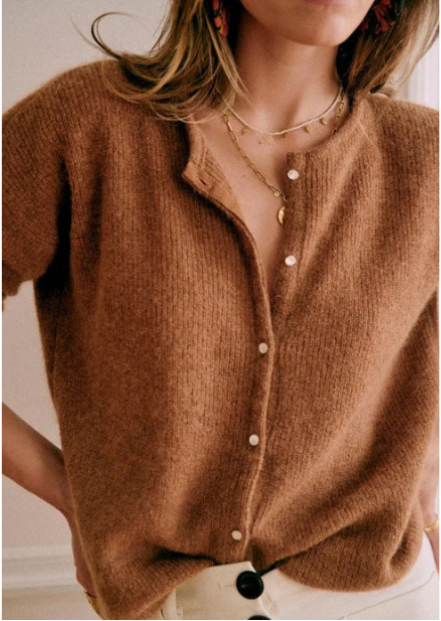 WW | Cozy women's cardigan with V-neck and buttons