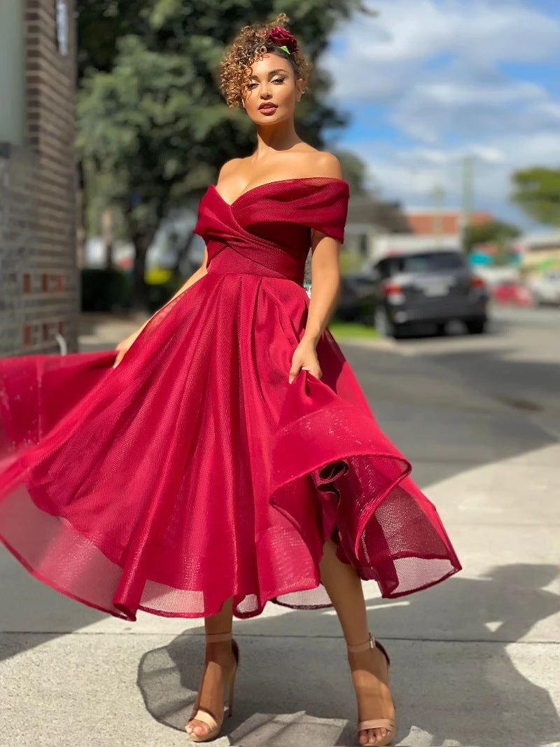 WW | Elegante Off Shoulder Brautjungfernkleid