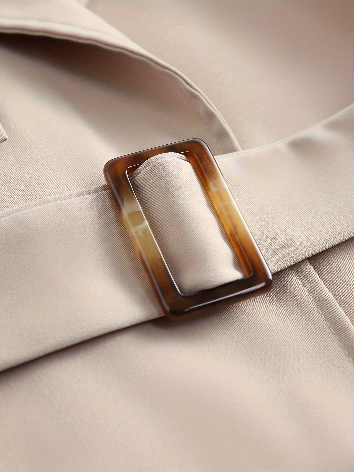 WW | Trenchcoat in Beige - Klassischer Mantel mit Gürtel & Knopfleiste für Herbst & Frühling