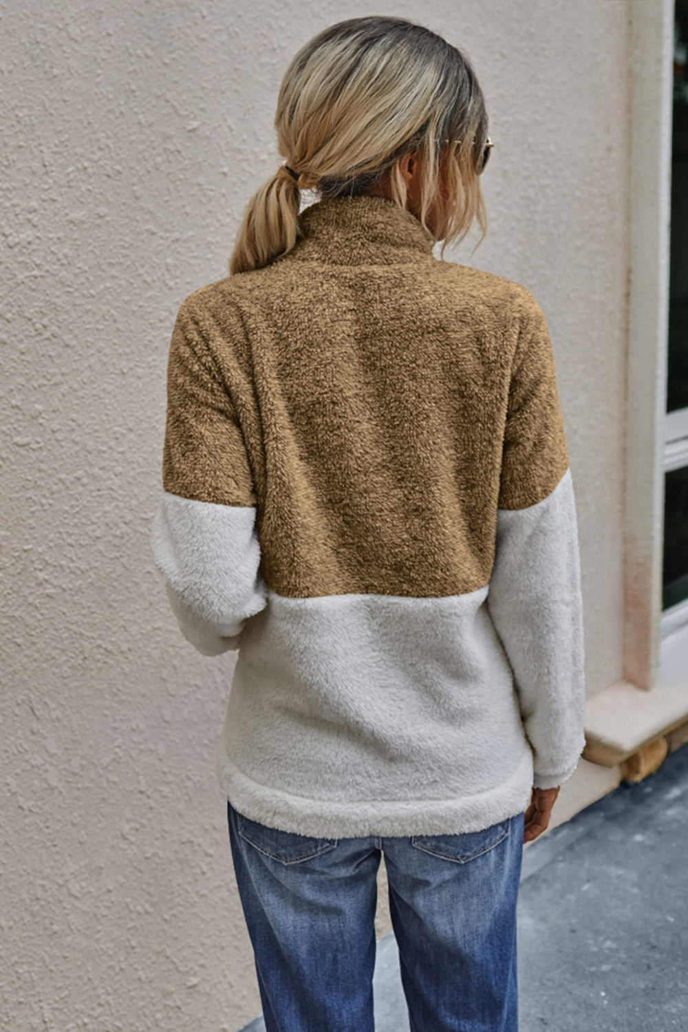 WW | Eleganter Crop-Top mit Reißverschlusstasche
