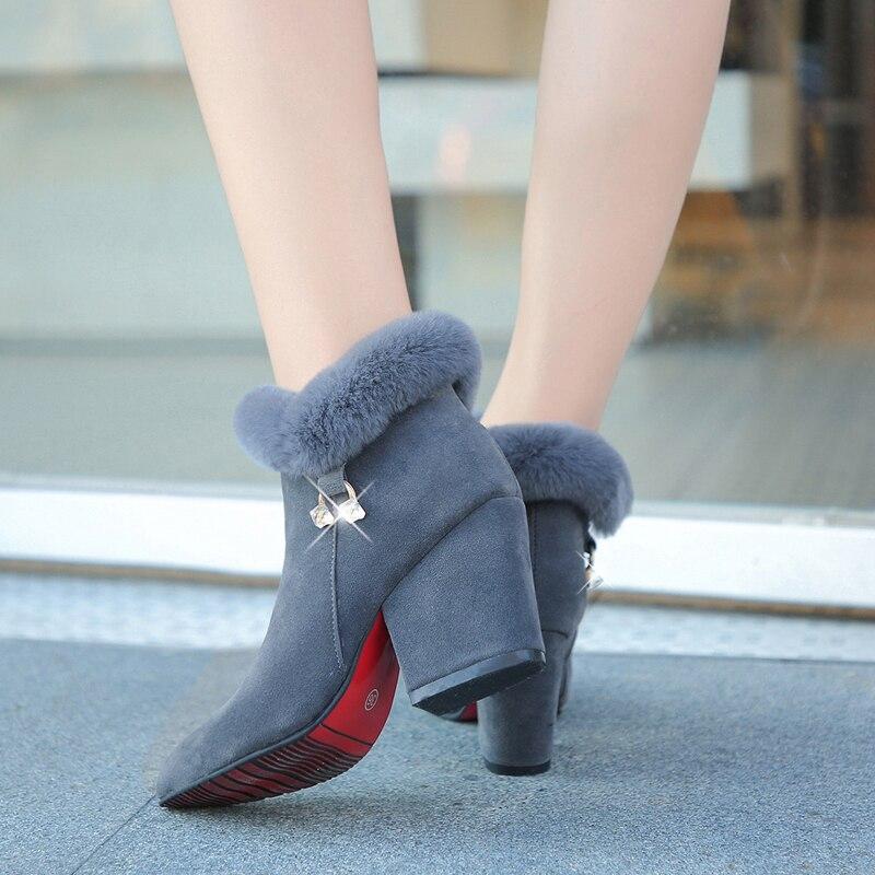 WW | Stylische Stiefel
