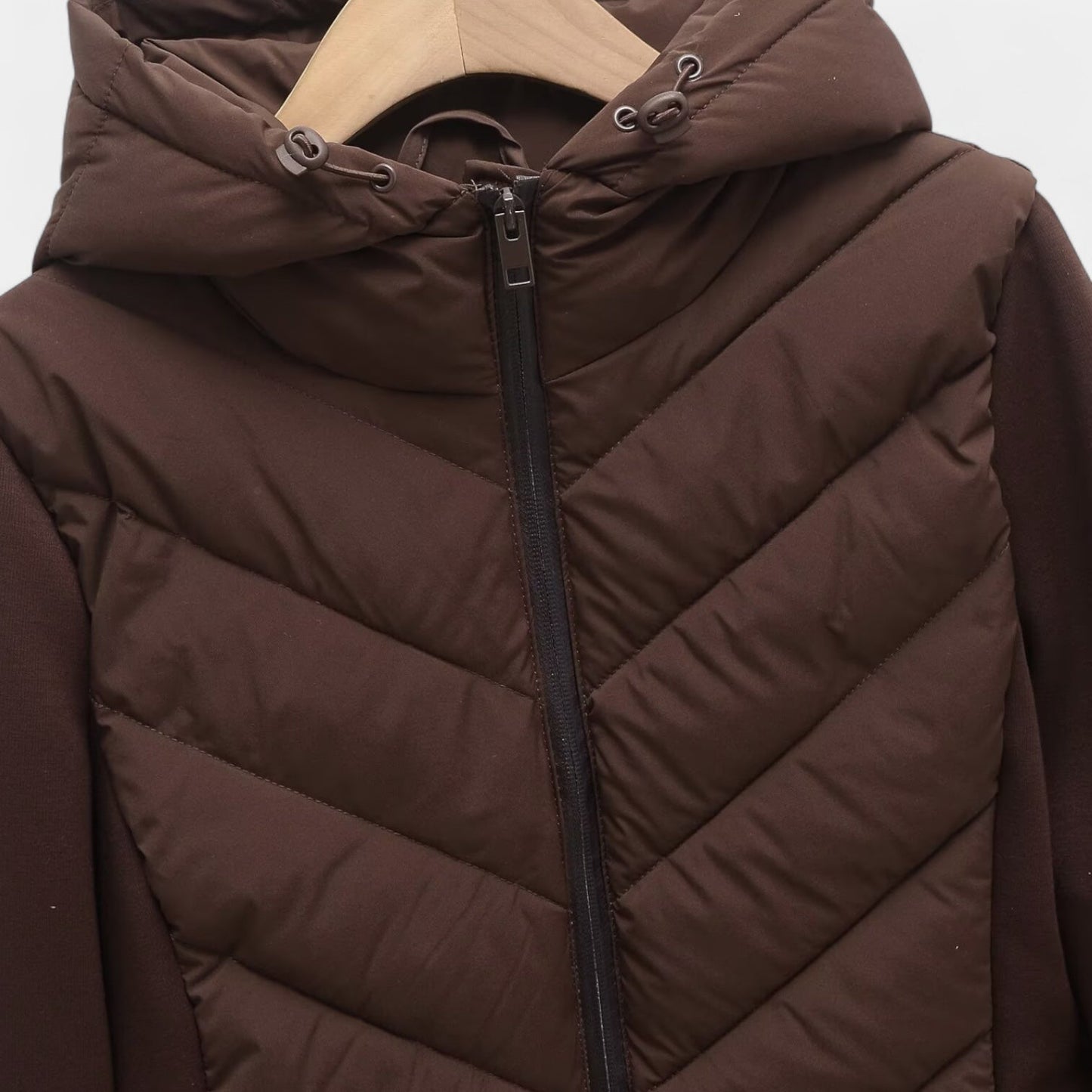 WW | Fashion House - Women's Quilted Jacket Made of Softshell - wind-repellent, water-repellent