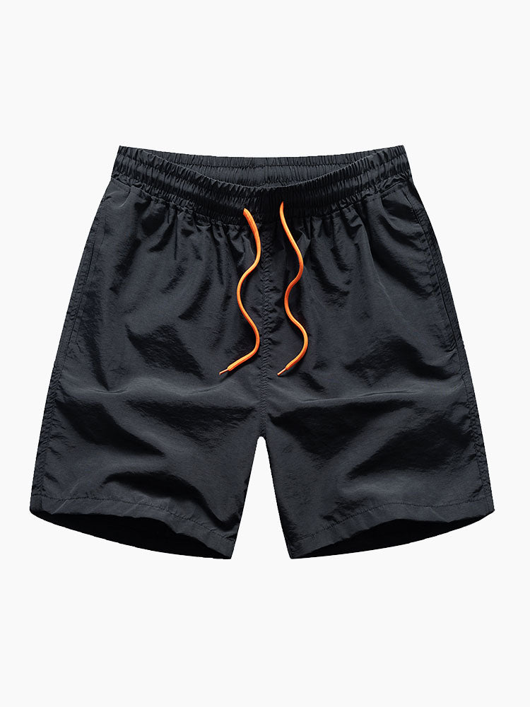 Hemd mit Pinselstrichmuster und Badehose mit Knopfleiste