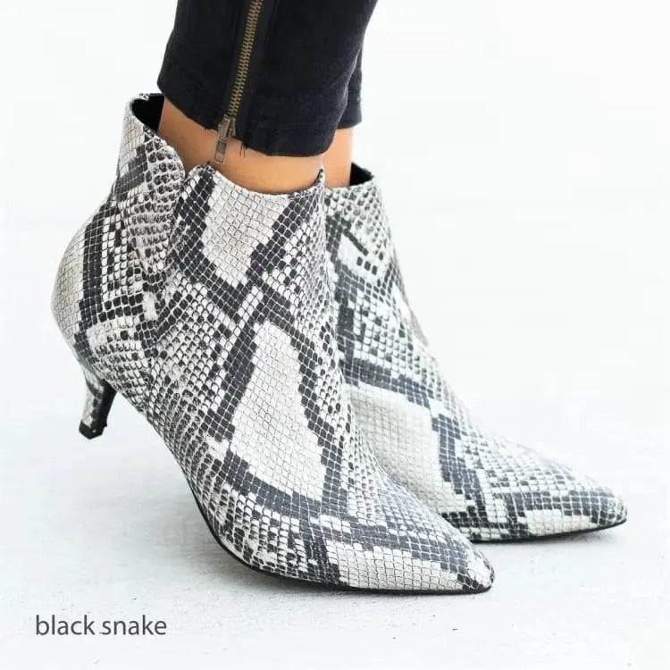 WW | Women's Heeled Ankle Boots