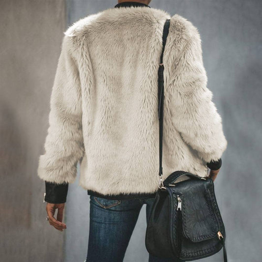 WW | Faux Fur Bomber Jacket - Luxurious Contrast Details - Warm Winter Outerwear