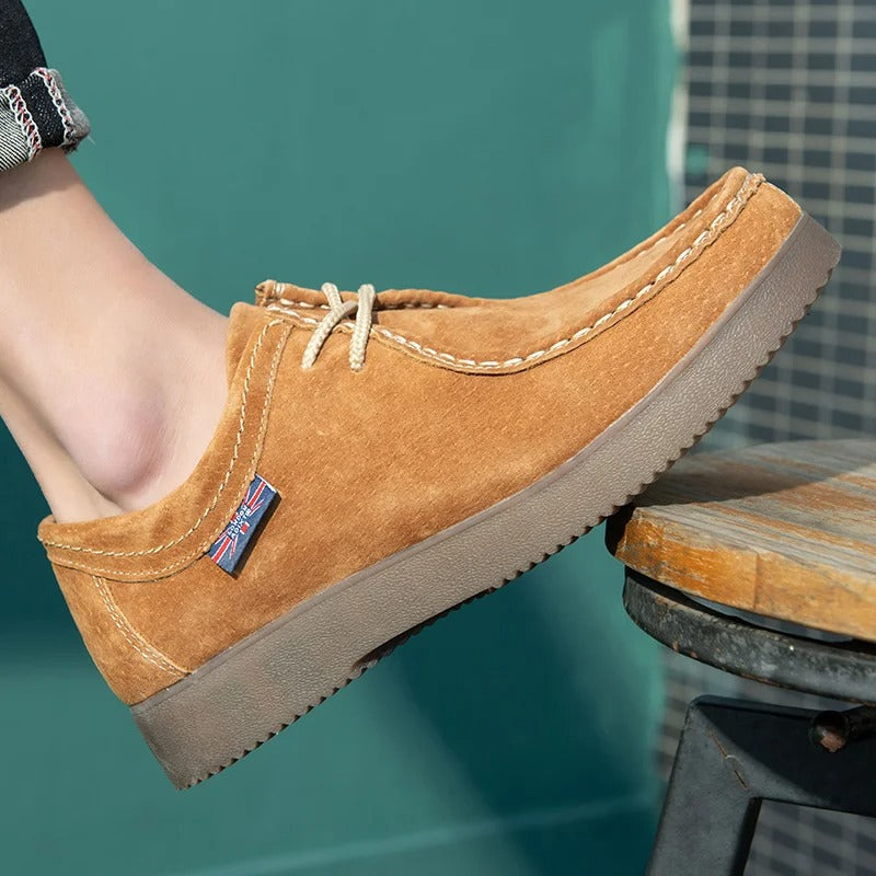 WW | Suede Shoes Sturdy rubber sole Comfortable lacing Casual look