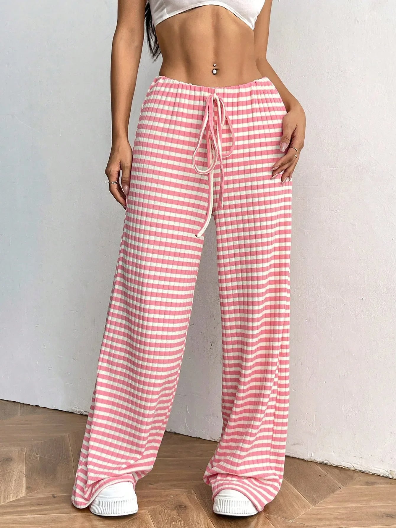 WW | Lounge Hose