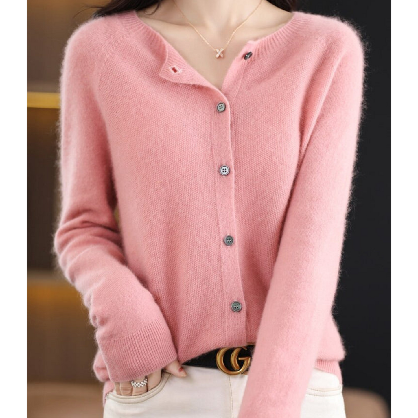 WW | Strickjacke - Weiche Wolle - Lockere Passform - Knopfverschluss - Gerippte Kanten