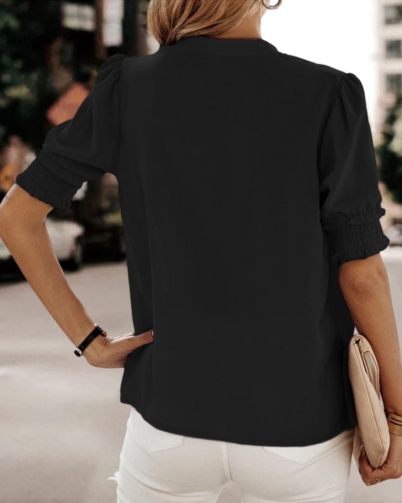 WW | Short-sleeved with V-neck