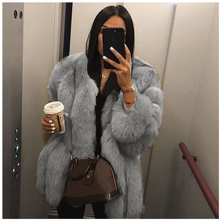 WW | Kunstpelz-Mantel - Luxuriöser Oversized Schnitt - Glamouröse Winteroberbekleidung