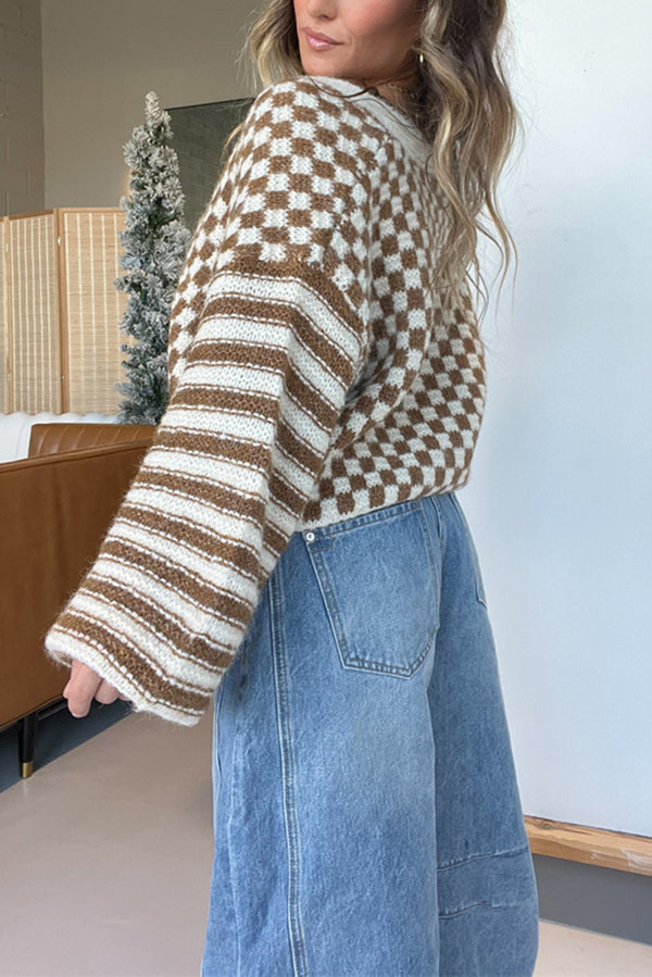 WW | Cozy, lightweight cardigan with a plaid pattern