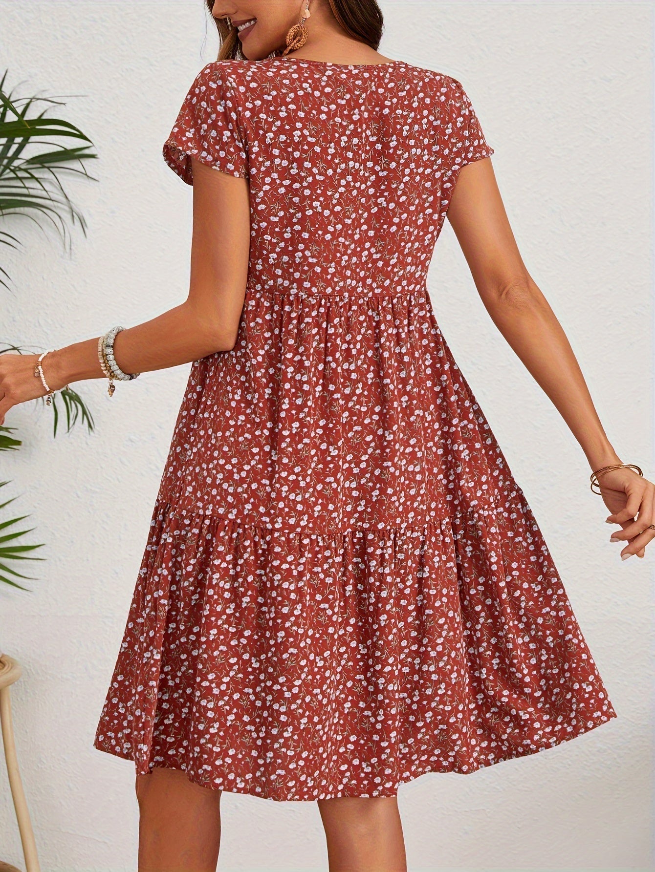 Callista - Floral Print Round Neck Dress