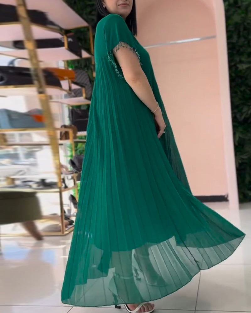 WW | Dress with Short Sleeves and Pleats