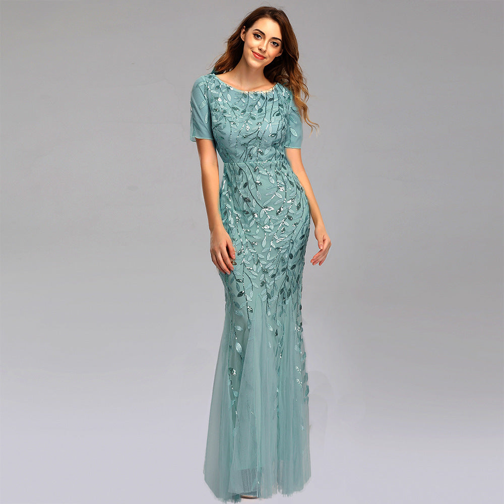 WW | Elegantes Abendkleid in Gold