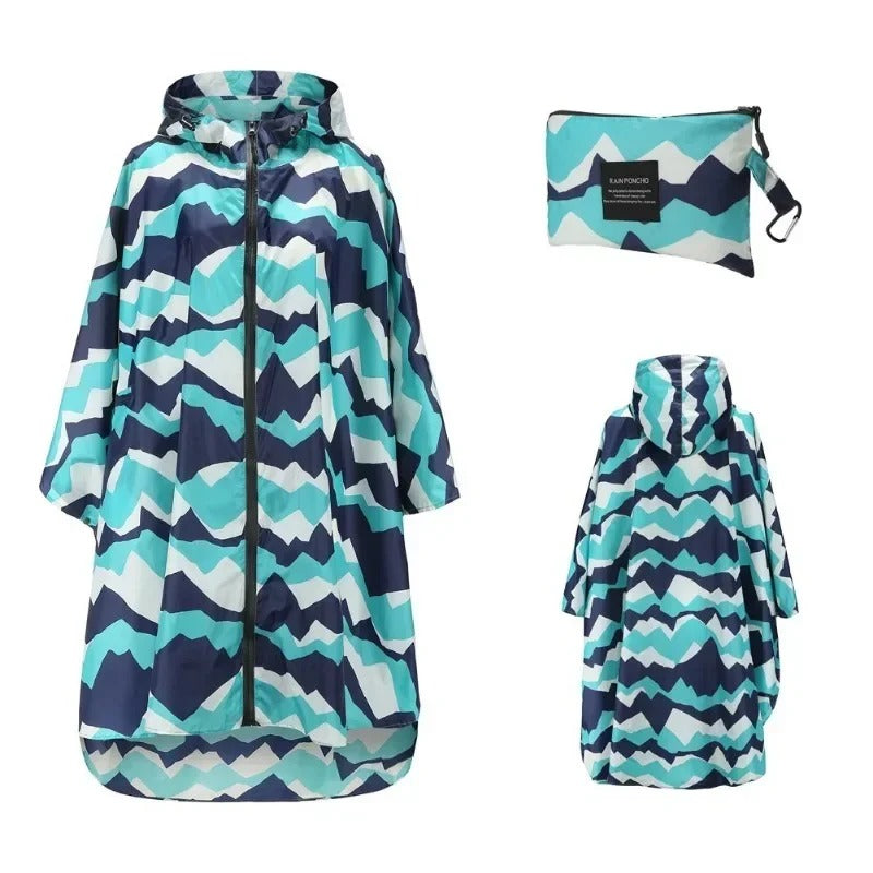 WW | Poncho with geometric graphic print