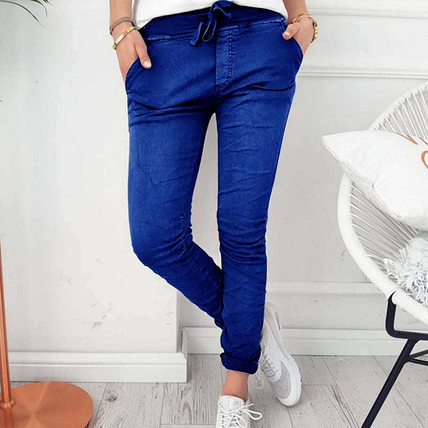 WW | Lightweight women's leisure trousers for home or on the go