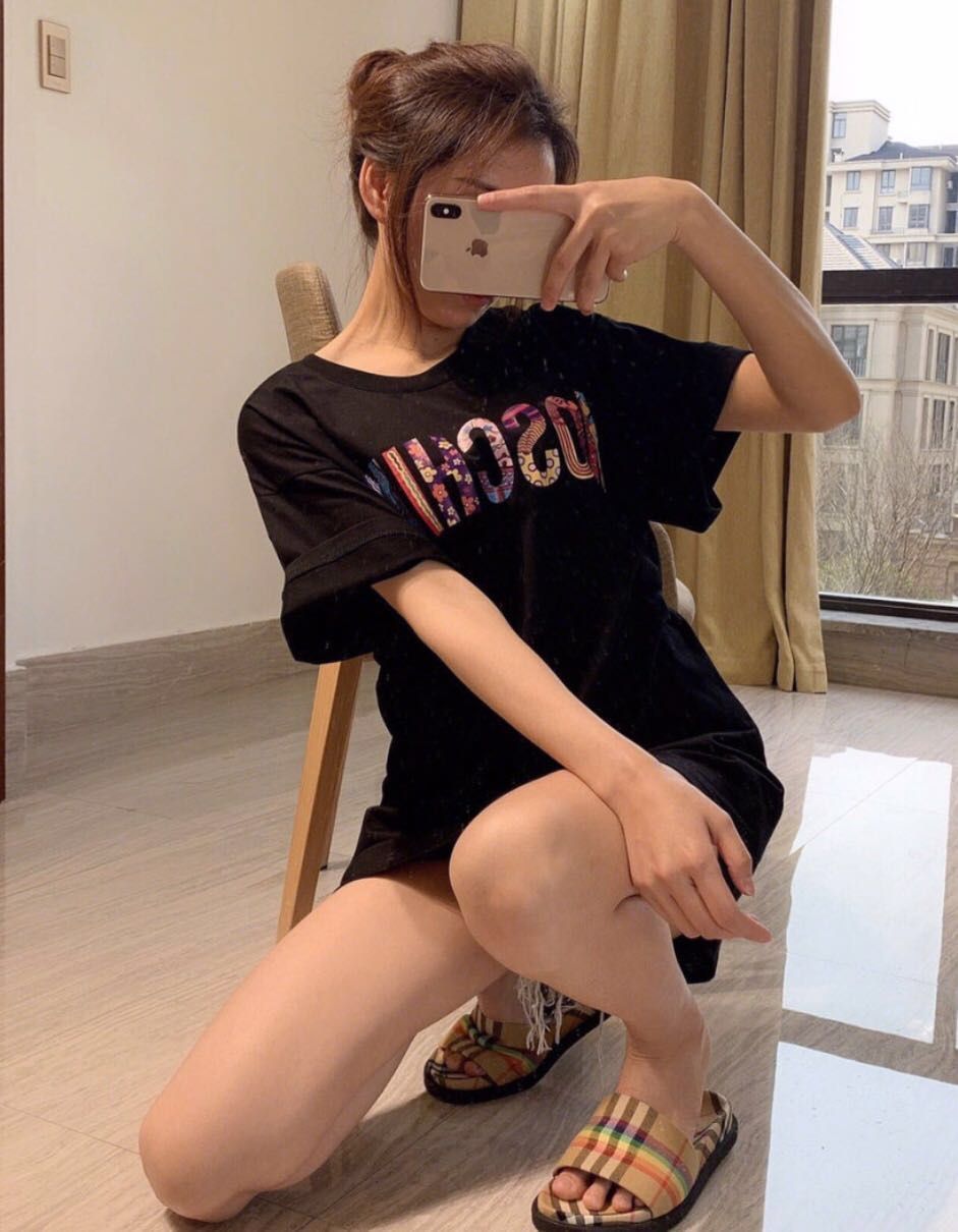 WW | Women's T-Shirt with Letter Motif