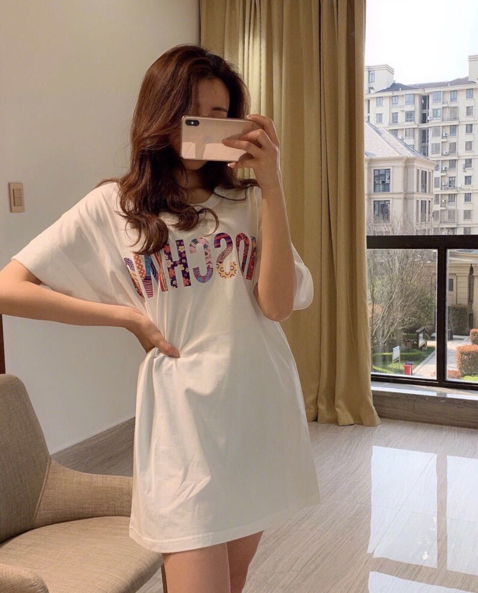 WW | Women's T-Shirt with Letter Motif