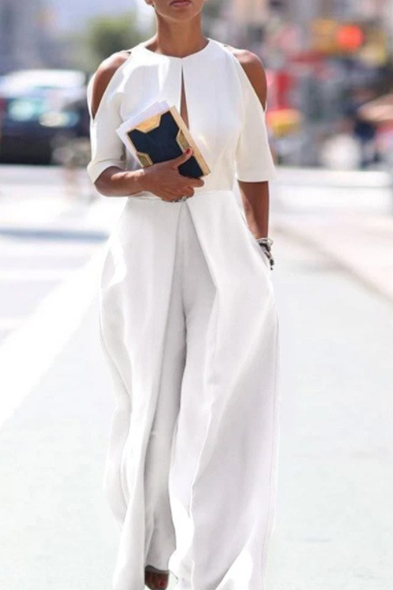 Ursula - Casual, straight jumpsuit with a cut-out O-neck and simple design