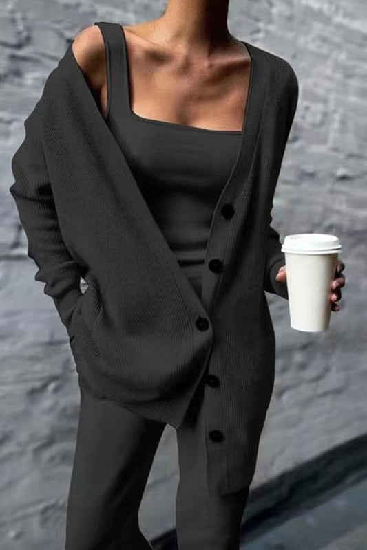 WW | Dreiteiliges Set für Frauen: Cardigan, Weste und Hose