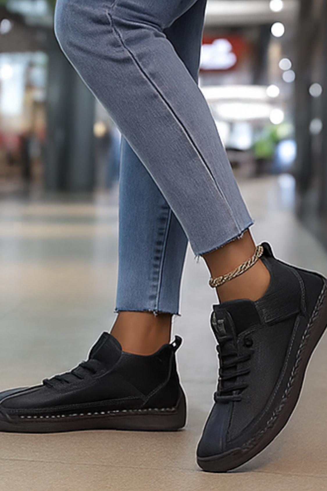 Aleera Sneakers - Black