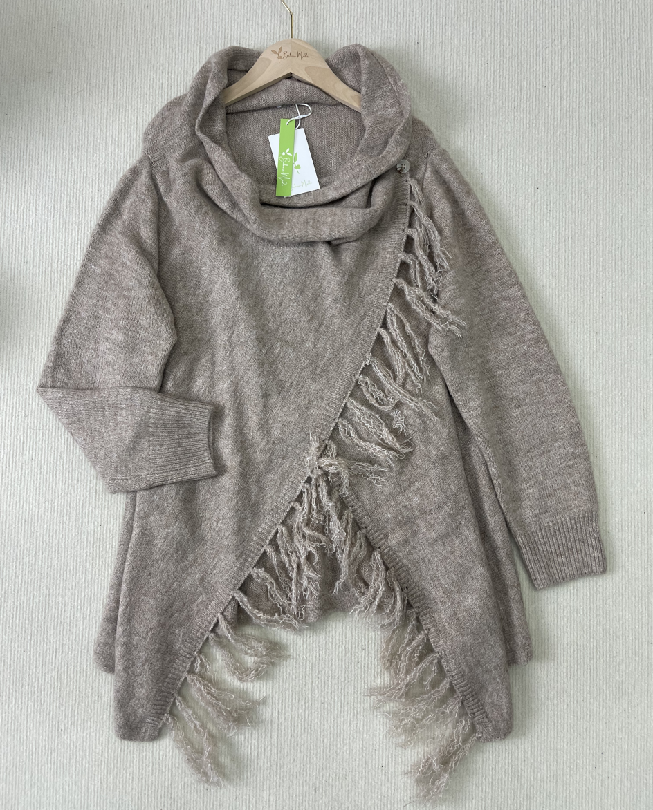 WW | Fringe V-Neck Sweater
