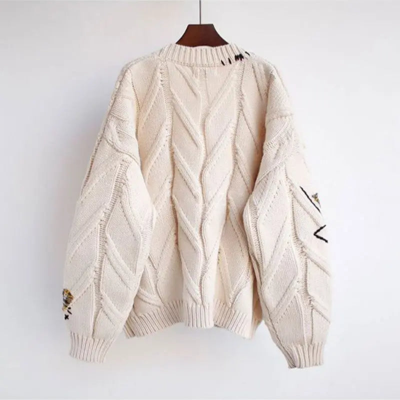 WW | Women's Knitted V-Neck Cardigan with Embroidery