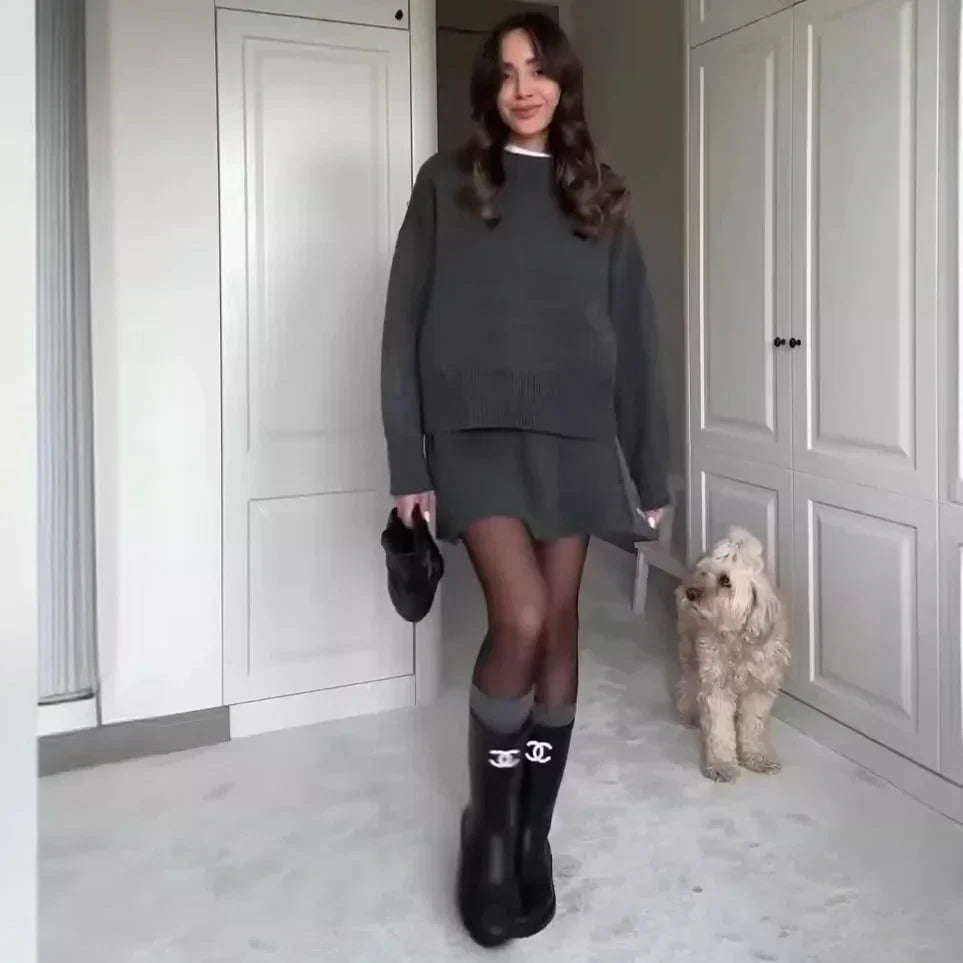 WW | Knit Two-Piece - Oversized Sweater & Mini Skirt - Autumn Outfit