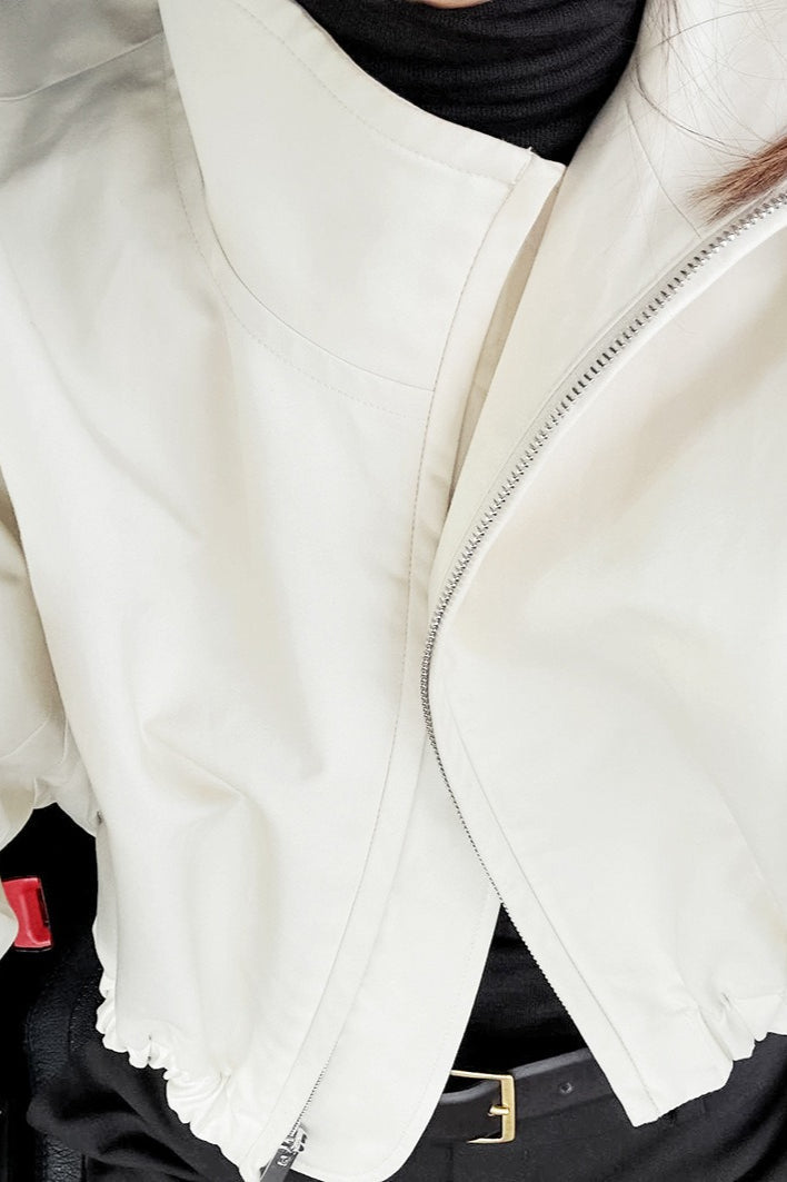 WW | Minimalist Weißer Trenchcoat