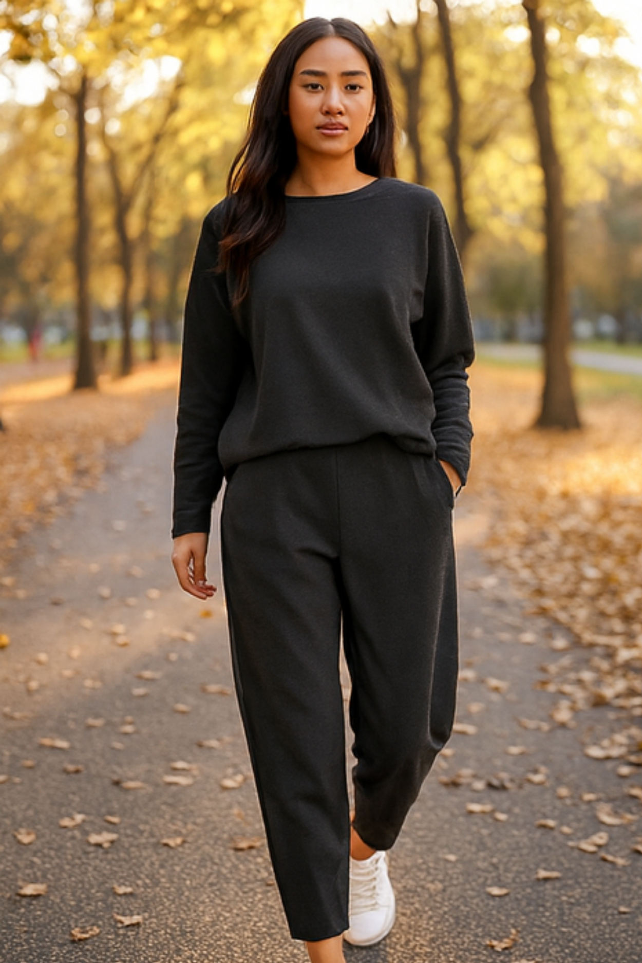 Alie Two-Piece Set with Round Neck & Long Sleeves - Black