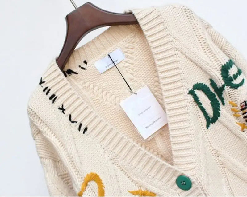 WW | Knitted V-neck Cardigan for Women with Embroidery