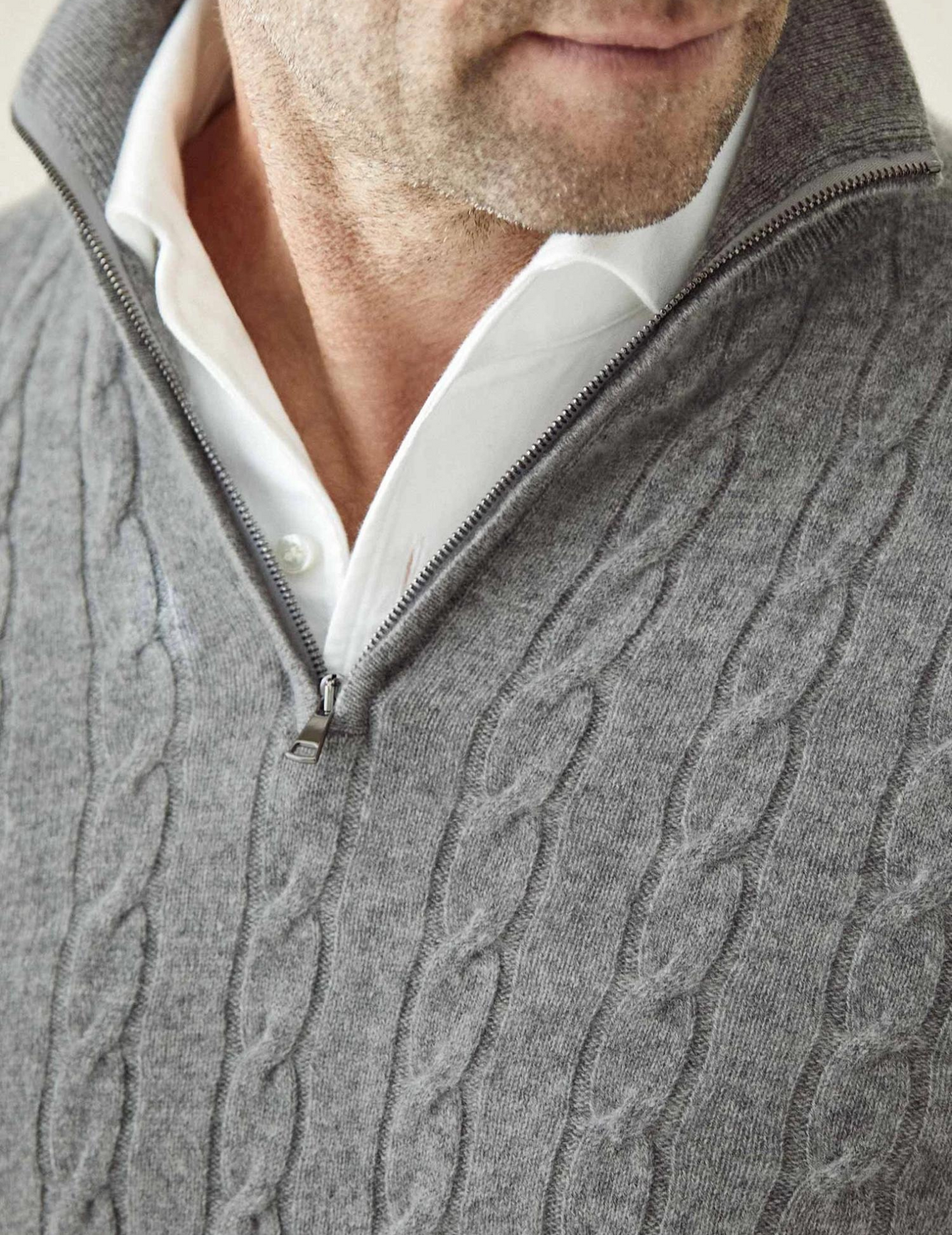 WW | Cable Knit Sweater with Zipper - Elegant Business & Casual Sweater