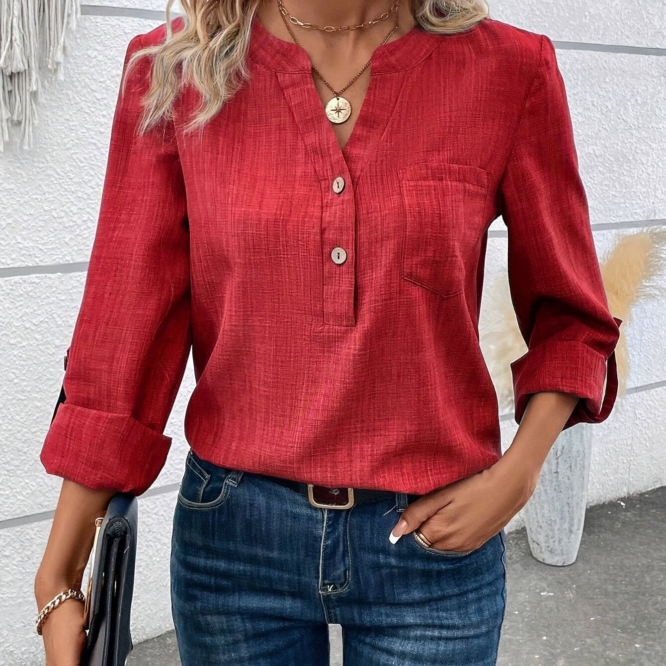 WW | Crocheted Blouse with Long Sleeves and Button at Neck