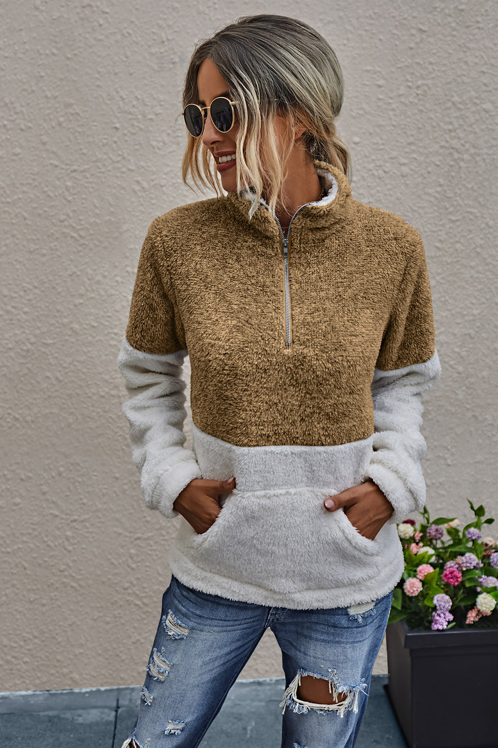 WW | Eleganter Crop-Top mit Reißverschlusstasche