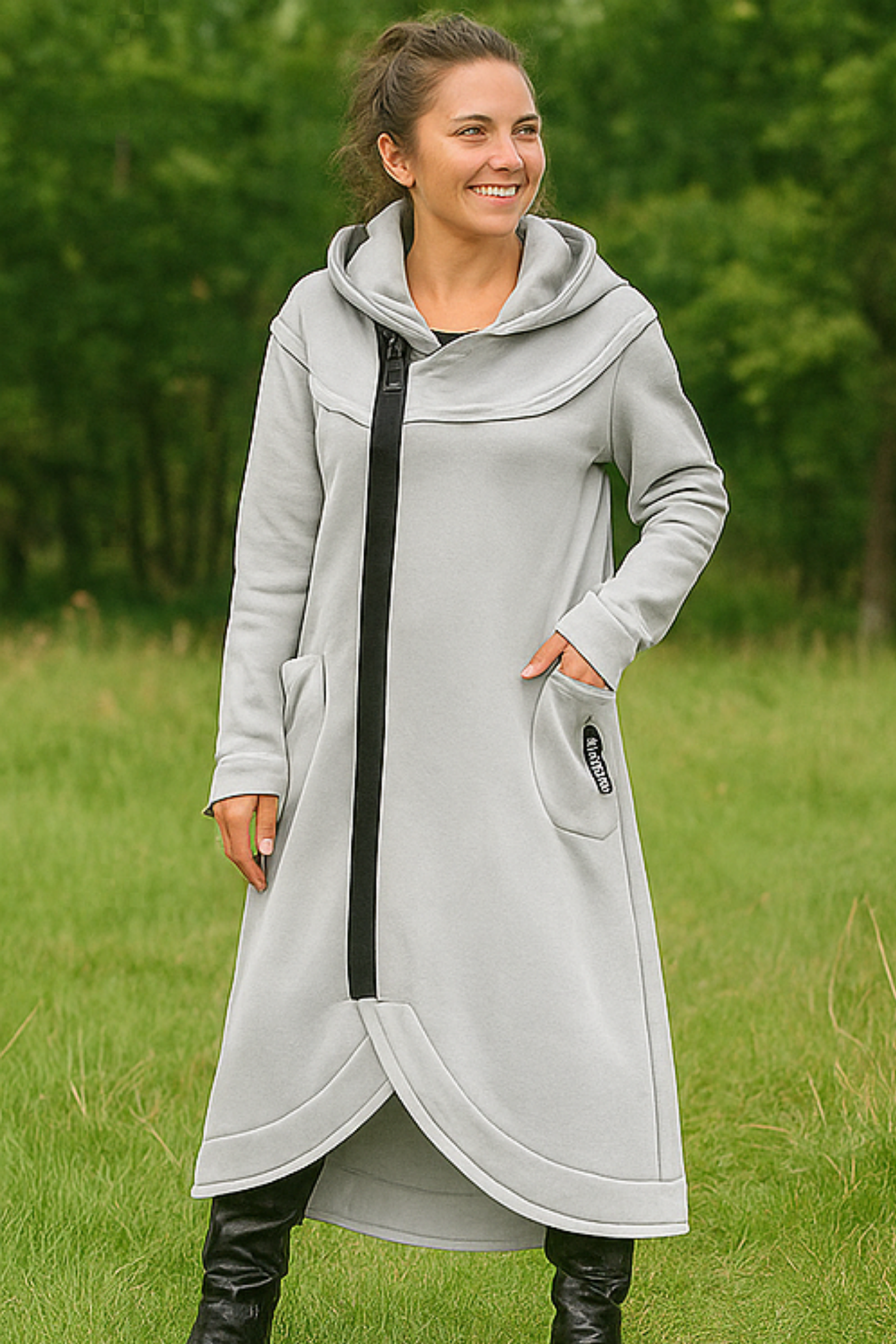 Nana Zip-Up Hoodie - White