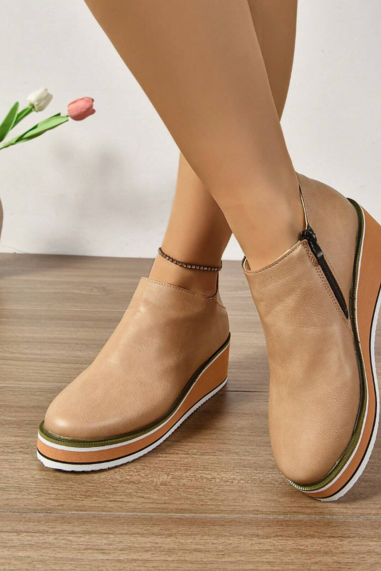 Trinity Boots - Beige