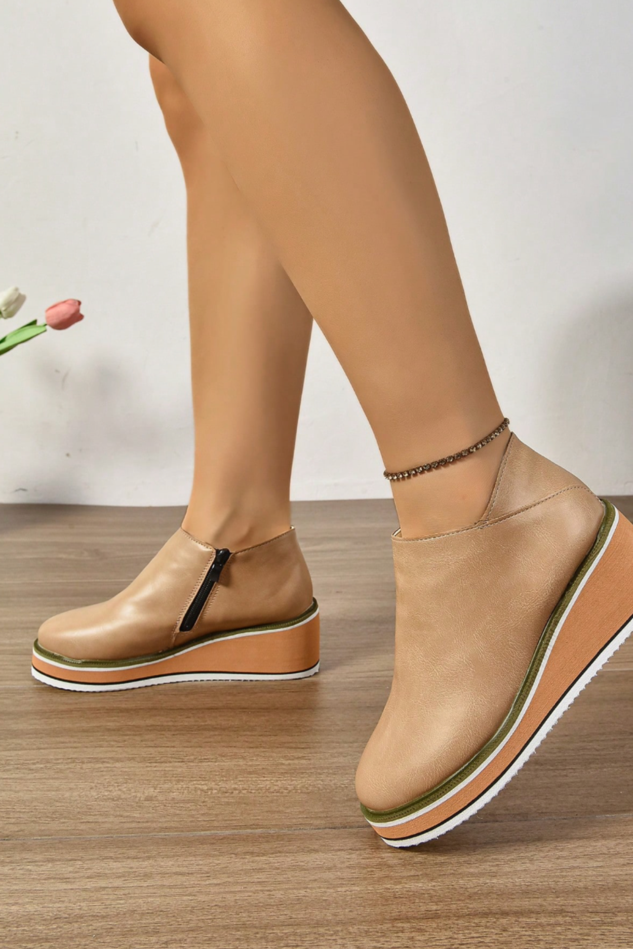 Trinity Boots - Beige