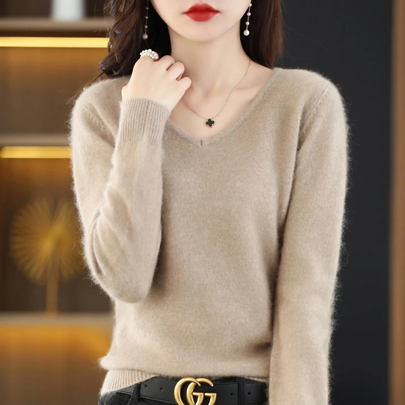WW | Women's Cashmere V-Neck Sweater Lightweight and Soft Knit Pullover