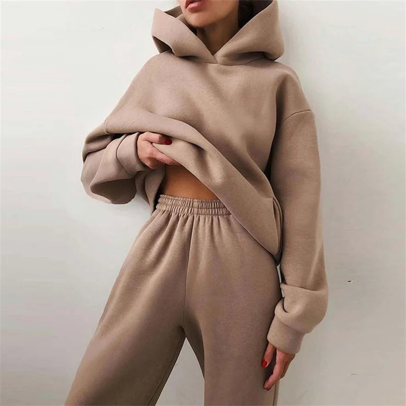 WW | Hoodie & Jogger Set