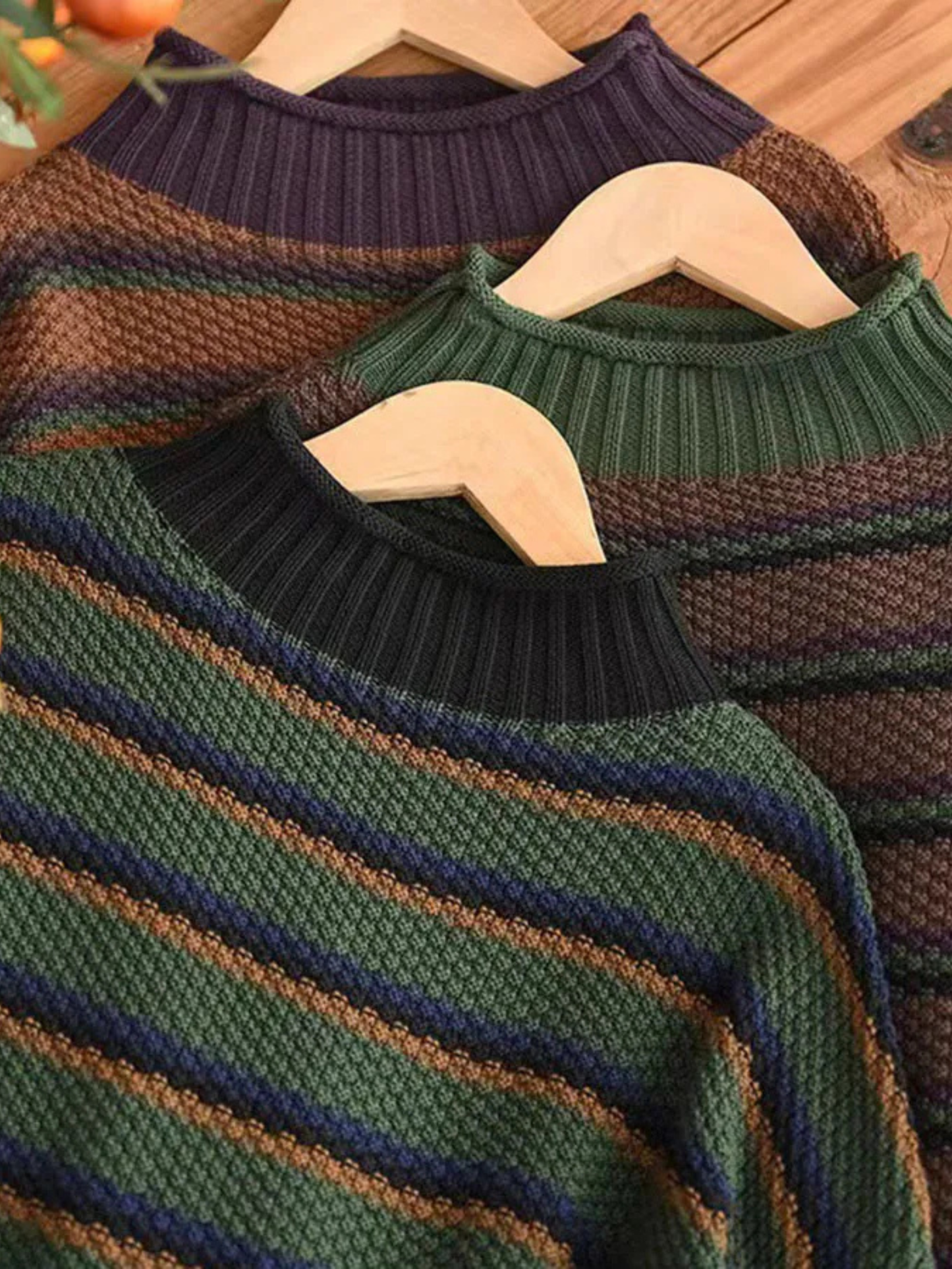 WW | Striped Knitted Sweater