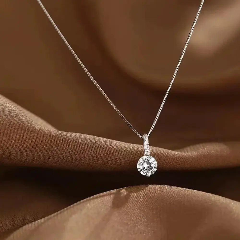 WW | Sterling Silver Round Zircon Necklace