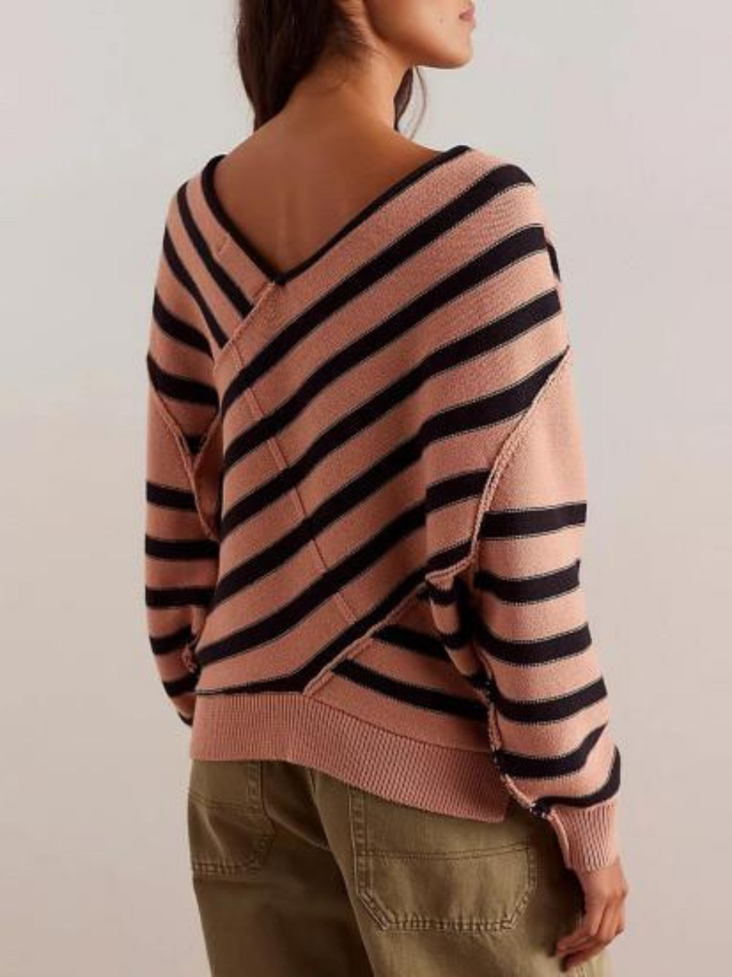 WW | Off-Shoulder Stricktop