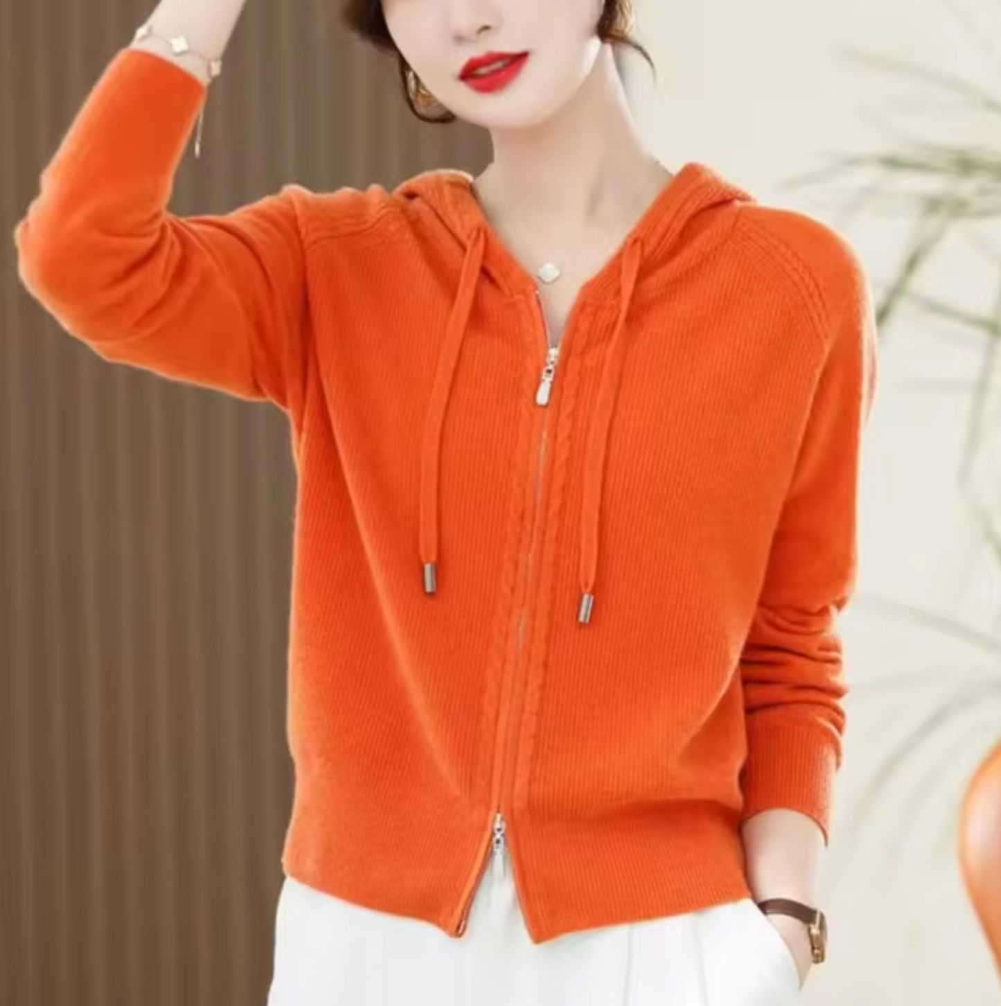 WW | Knitted Cashmere Hoodie